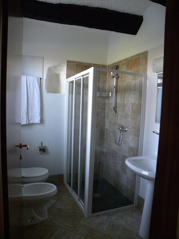 Agriturismo Fano'S Farm Suno Rom bilde