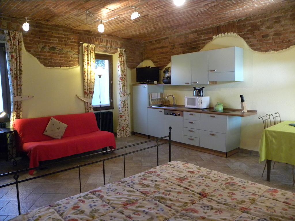 Agriturismo Fano'S Farm Suno Rom bilde