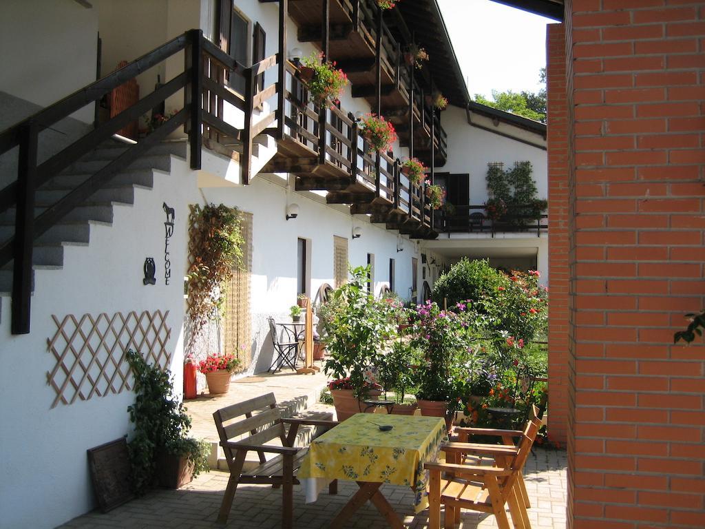 Agriturismo Fano'S Farm Suno Eksteriør bilde