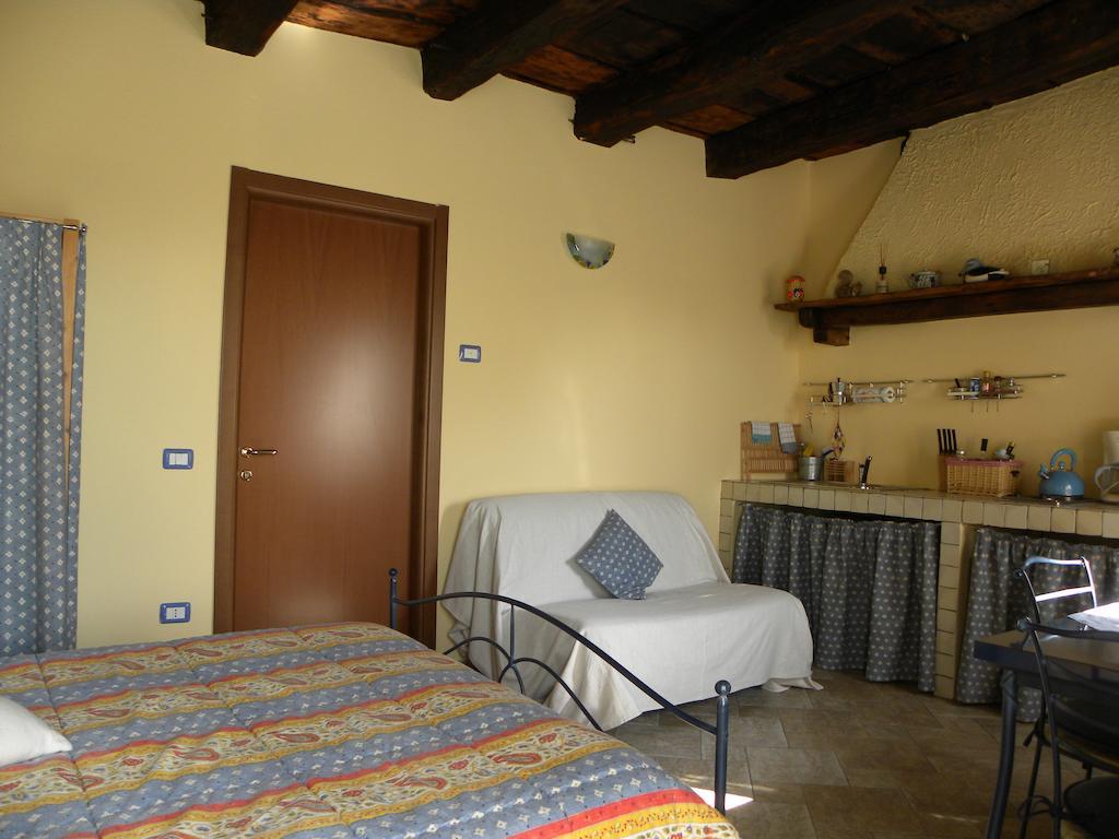 Agriturismo Fano'S Farm Suno Rom bilde
